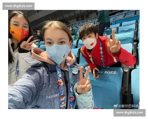 金博洋掌镜定格冰上温情：表演滑里的跨国友谊